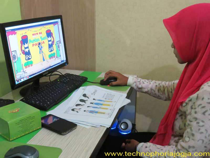 pealatihan desain grafis