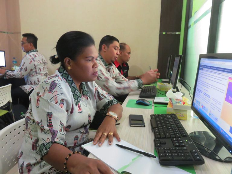 pelatihan membangun wesite