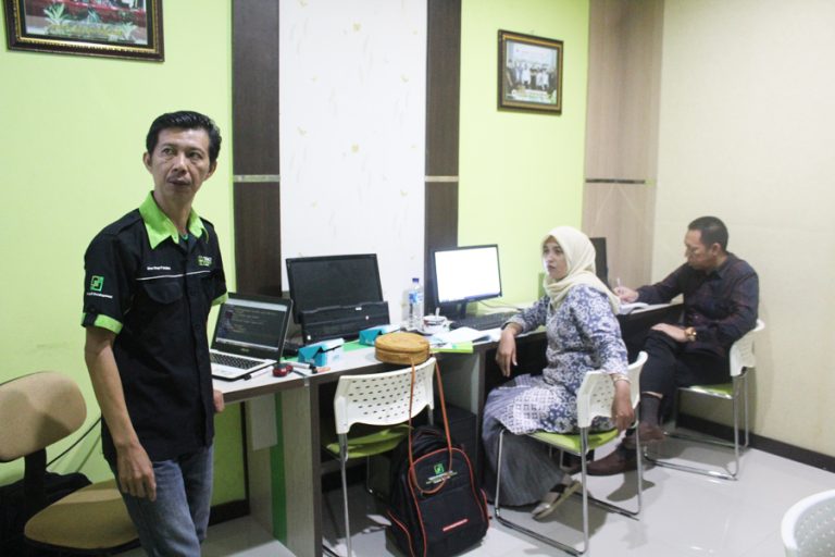 membuat aplikasi berbasis web