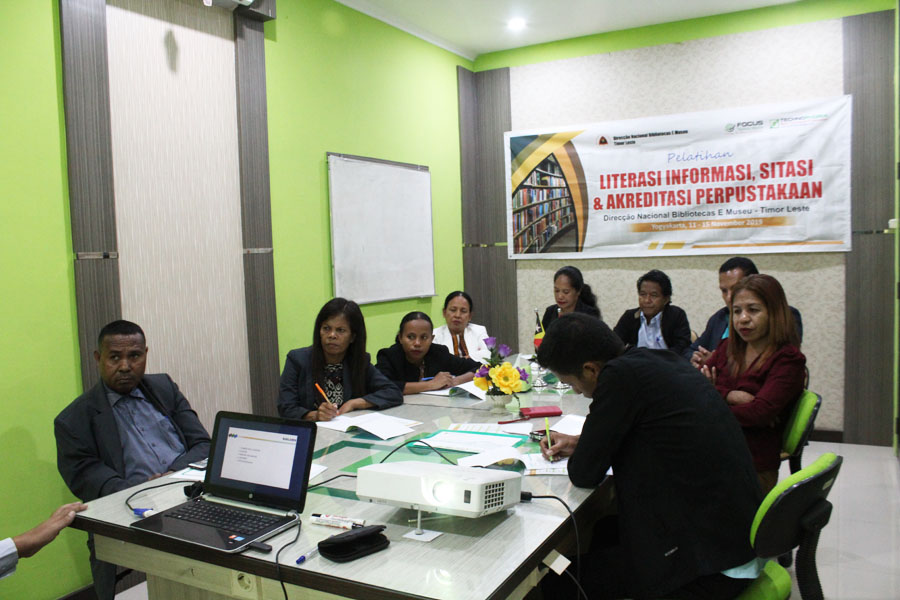 pelatihan literasi perpustakaan