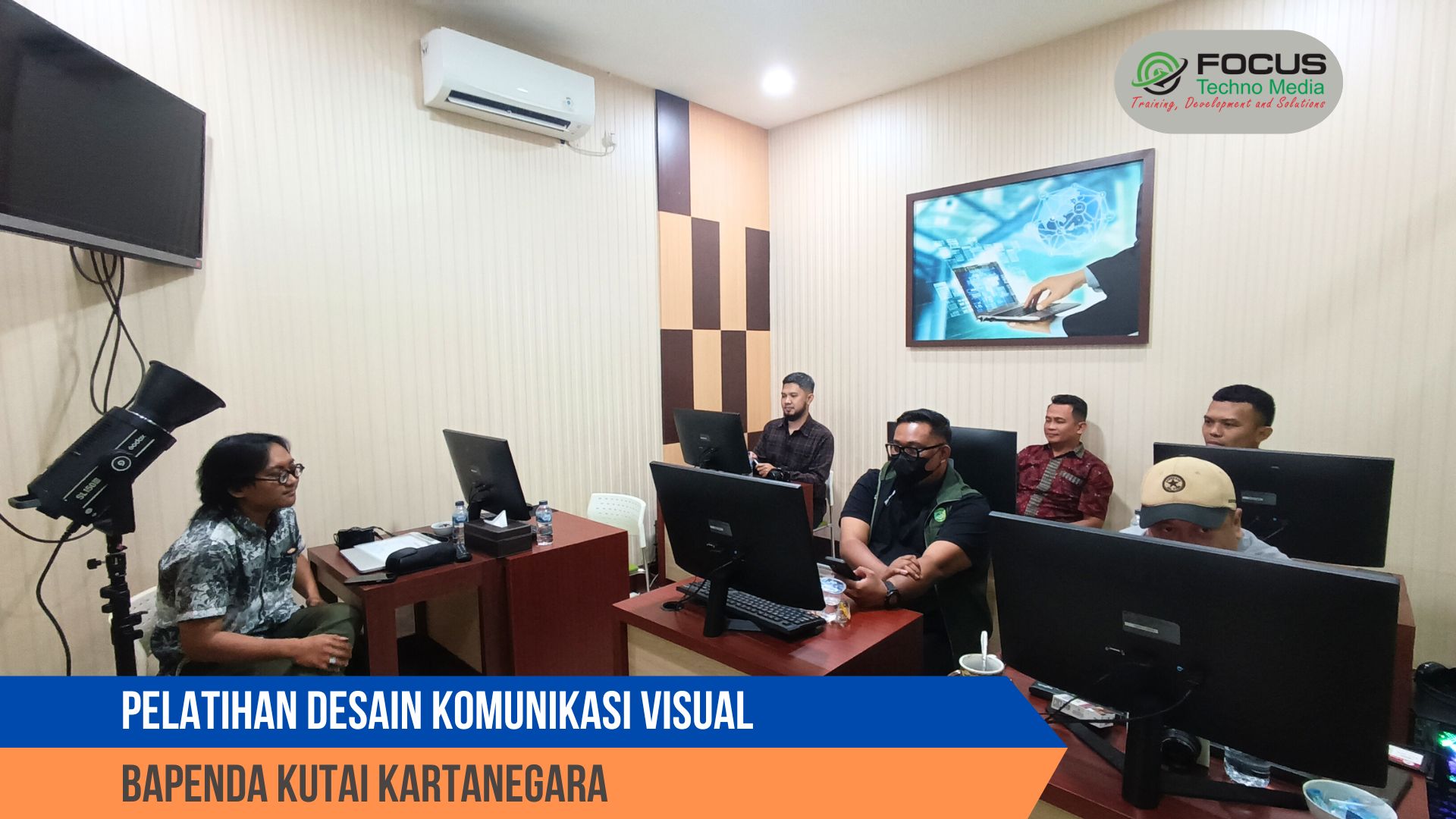 pelatihan desain komunikasi visual